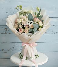 Букет цветов из:  Розы и Лизиантусы в Быково Московской области