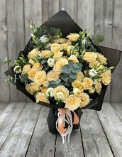 Букет цветов из:  Розы и Лизиантусы в Быково Московской области