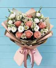 Букет цветов из:  Розы, Альстромерии и Лизиантусы в Быково Московской области