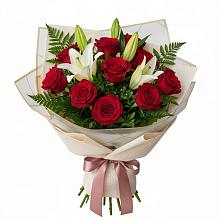 Букет цветов из:  Лилии и Розы в Быково Московской области