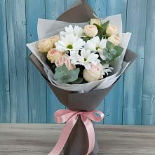 Букет цветов из:  Хризантемы и Розы в Быково Московской области
