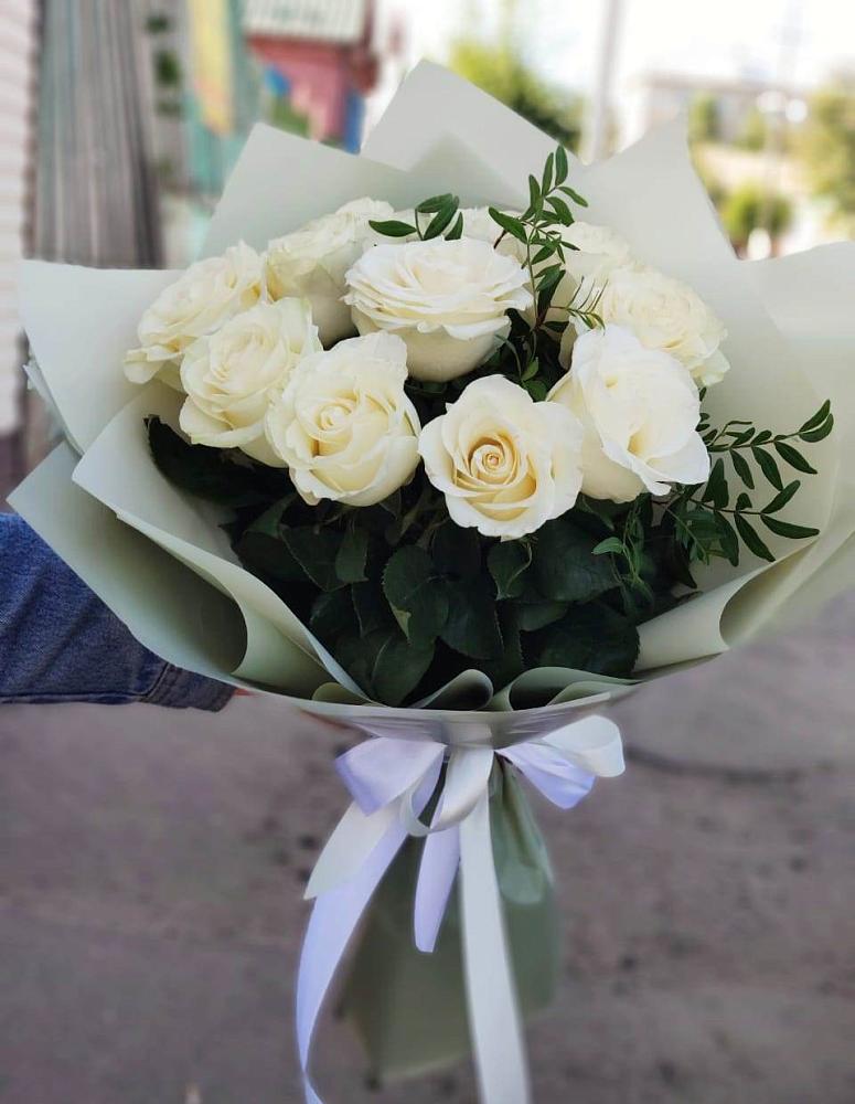 Букет Белые розы Проуд в Быково Московской области