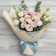 Букет цветов из:  Лизиантусы в Быково Московской области