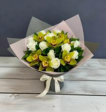 Букет цветов из:  Орхидеи и Розы в Быково Московской области