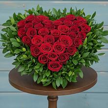 Цветочная композиция из Розы в виде сердца в Быково Московской области