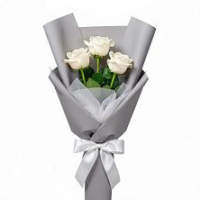 Букет 3 белые розы в Быково Московской области