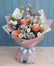 Букет цветов из:  Лизиантусы, Розы, Альстромерии и Гипсофила в Быково Московской области