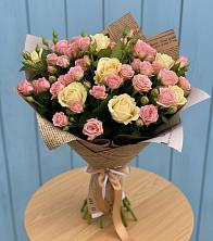 Букет цветов из:  Розы в Быково Московской области