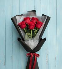 Букет цветов из:  Розы в Быково Московской области