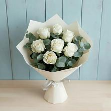 Букет Белые розы в Эвкалипте в Быково Московской области